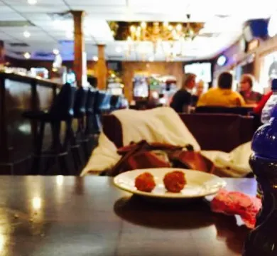 LPL's Restaurant & Pub