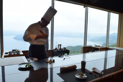 WINDSOR OUT OF AFRICA