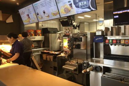 麦当劳(八七路店)