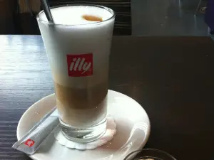 IJssalon van der Poel