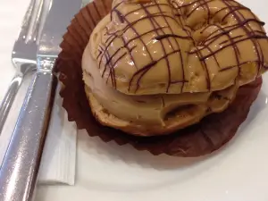 Aviv Cakes and Bagels