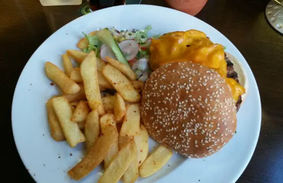 Salsa Menden - Mexican Bar