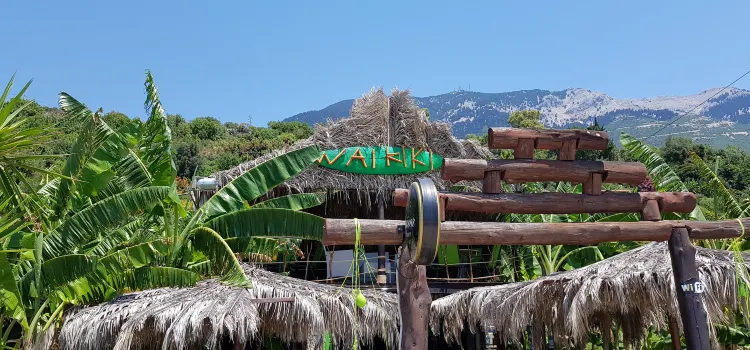 Waikiki Beach Bar