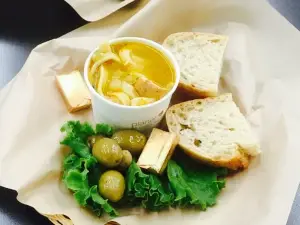 Harvest Fresh Grocery and Deli