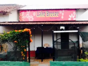 Lake Breeze Restaurant