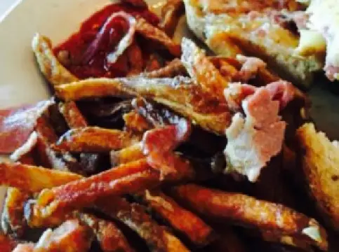 Kelly's Tavern Strawbridge