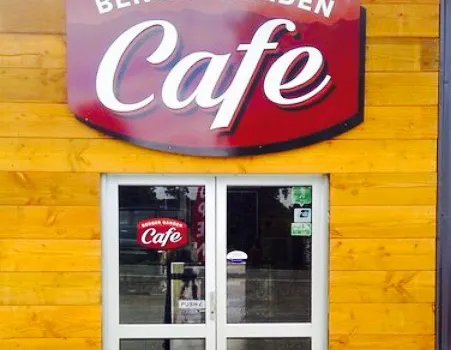 Benger Garden Cafe & Chalets