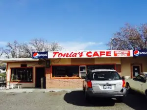 Tonia's Cafe