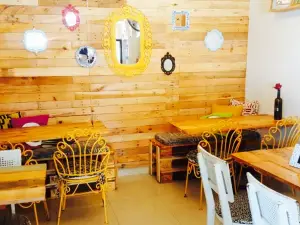 TocaMadera Cafe Rexville