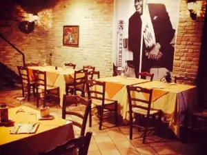 Apologize Music Club Nuovo Staff