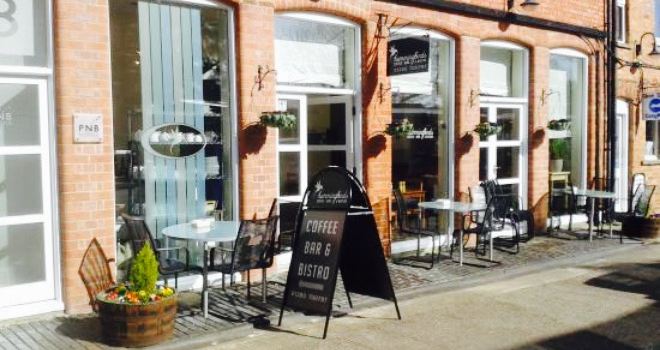 Hummingbirds Bistro Brackley