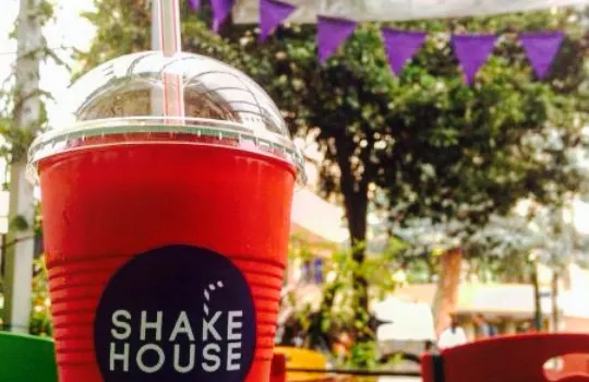 Shake House