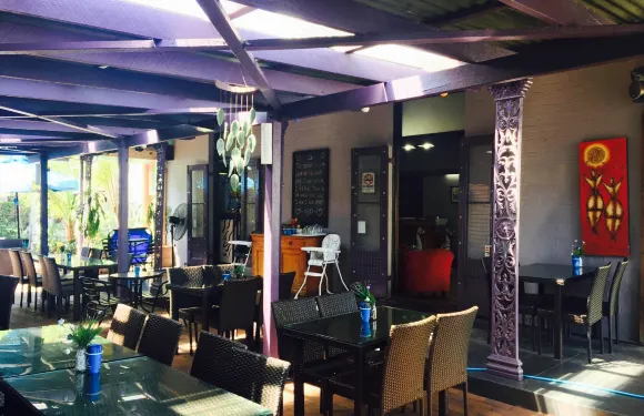 Zeebras Restaurant & Cafe