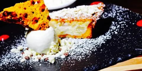 Oasis Bar and Restaurant