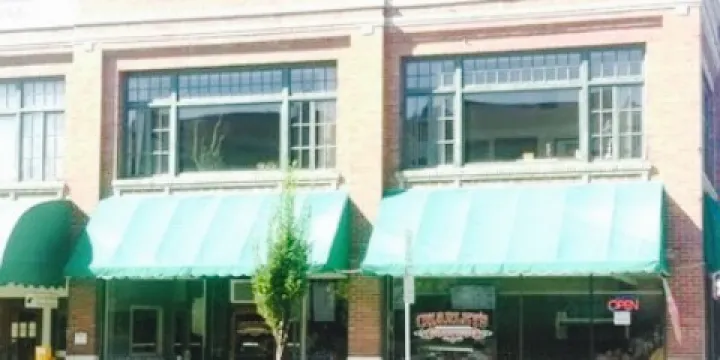 Charley's Deli & Ice Cream