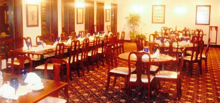 Sabir's Dining & Lounge