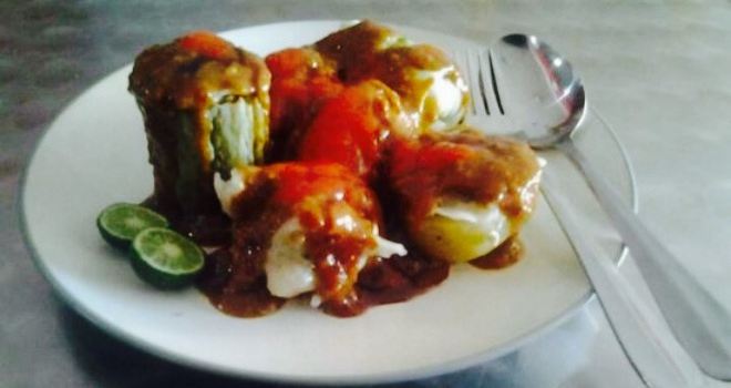 Shanaya, Siomay dan Batagor
