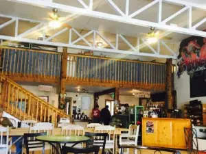 World Treasures Traveler's Cafe