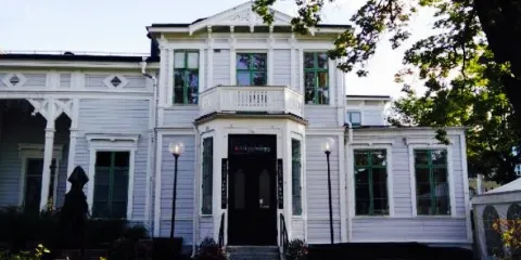 Restaurang Vägg i Vägg