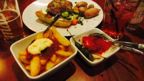 Grunder Cafe & Bar