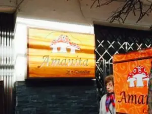 Bar Amanitas