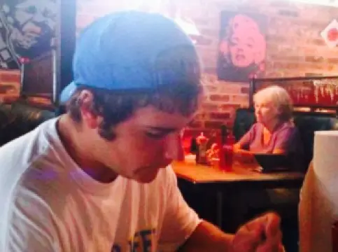 One Hot Mama's American Grille