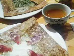 La Petite Creperie