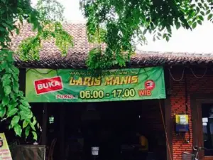 Pecel Madiun Laris Manis