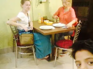 Sri Gauri Cafe
