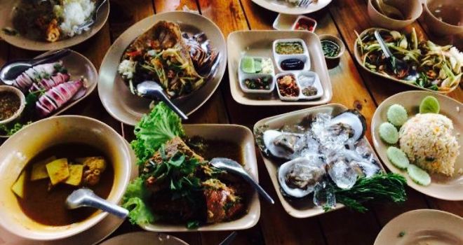 Tha Sanuk Seafood