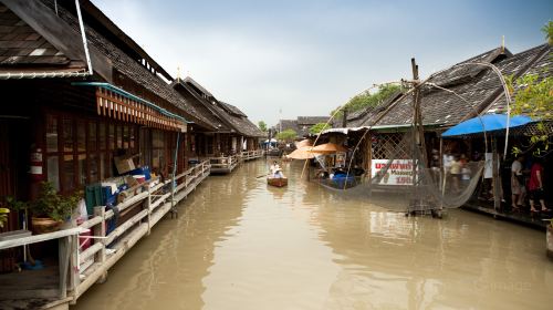 四方水上市場