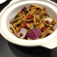 Yihaiyujiashifu·penglaibenbangcai User Photo