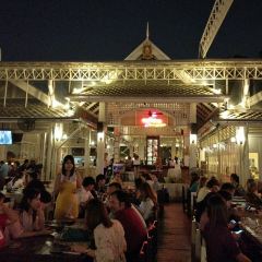 Khin lom Chom sa phan User Photo