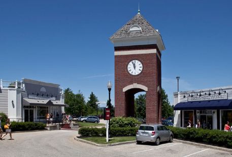 Lee Premium Outlets