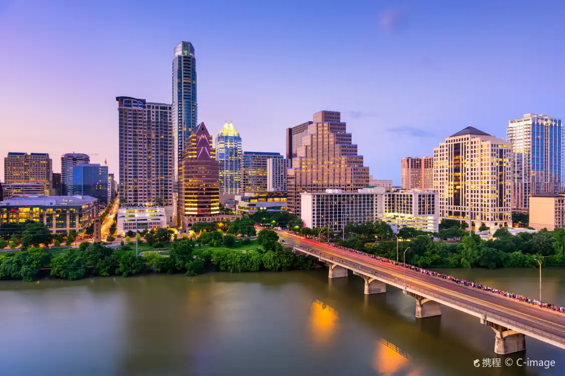 Hotels near Ann W. Richards Congress Avenue Bridge