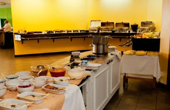 阿塔拉亞帕拉斯酒店