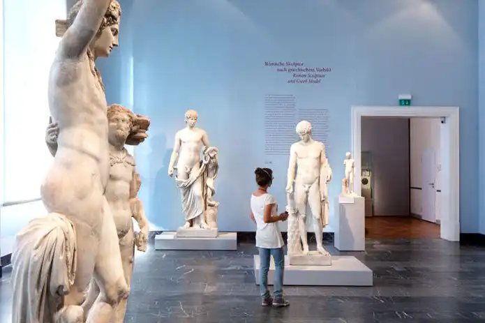 4_Museum Island