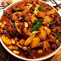 SHI LIU HONG LE User Photo
