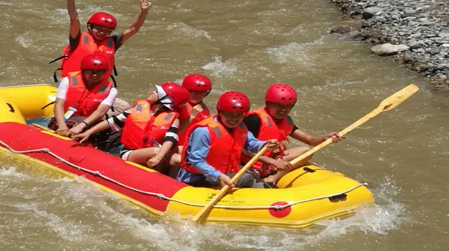 3_Fuyuan Drifting in Zhashui Karst Cave