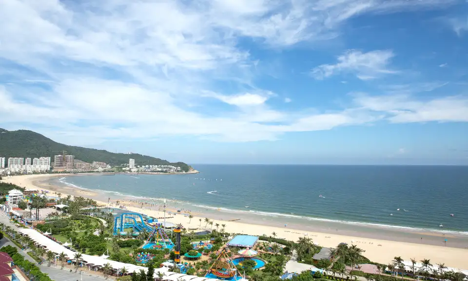 1_Dajiao Bay&Maritime Road Tourism Area of Hailing Island
