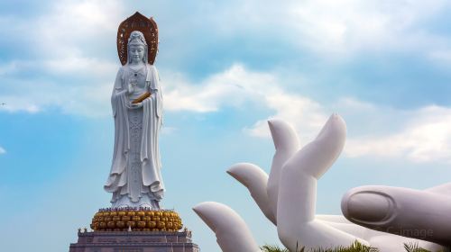 Guanyin Goddess at Nanshan