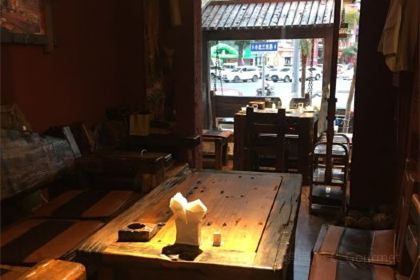 大匠工房古船木艺术餐厅·猪肚鸡专门店(兴工北街店)