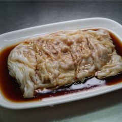 Cozy Guangzhou teahouse alley