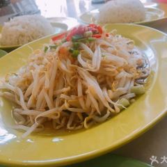 Yue Ping Bean Sprout Chicken User Photo