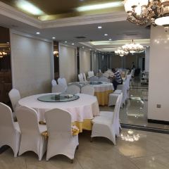 凤冠假日酒店自助餐 ảnh của người dùng