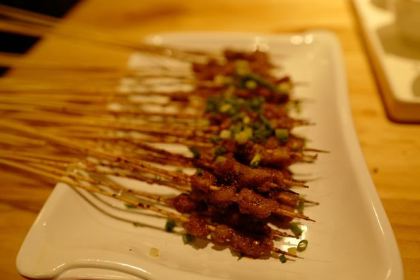 Yang Yi Ma Si Wa Wa (Fei Shan Jie)