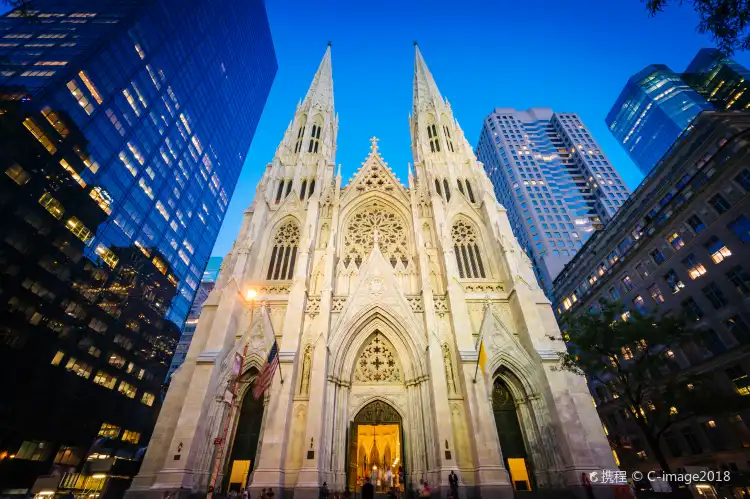 Hotel dekat St Patrick’s Cathedral