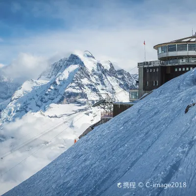Отели рядом с достопримечательностью «Murrenbachfall»