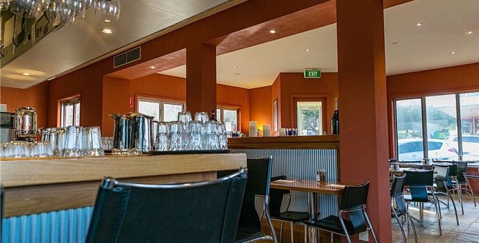 Waves Cafe