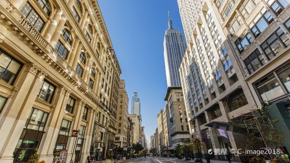 New York City + Metropolitan Museum of Art + Intrepid Sea, Air & Space Museum 1-day tour